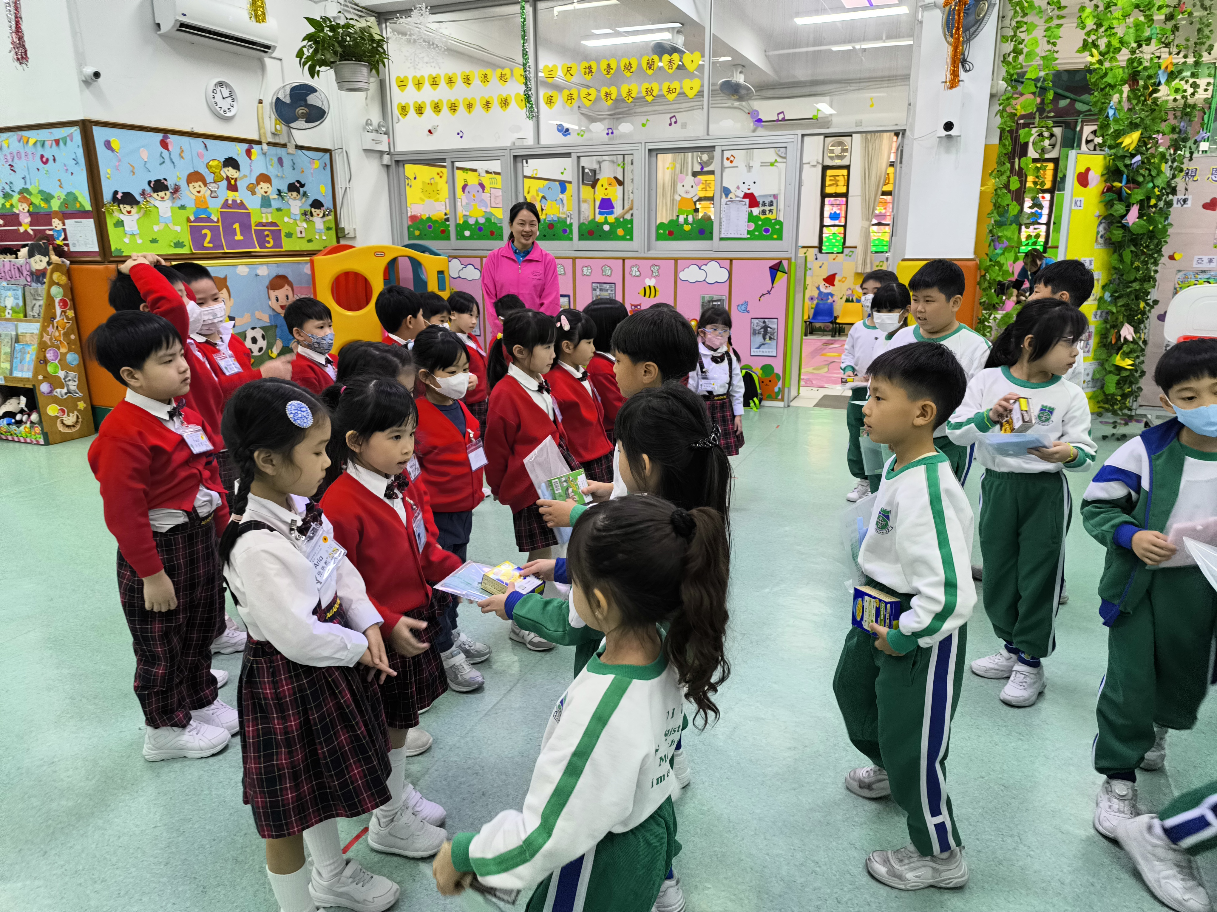 天水圍循道衛理小學_親親幼稚園活動